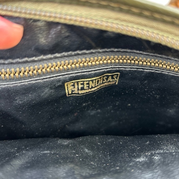 Fendi crossbody RARE - Picture 8 of 8